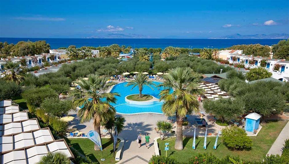 Alex Beach Theológos المظهر الخارجي الصورة