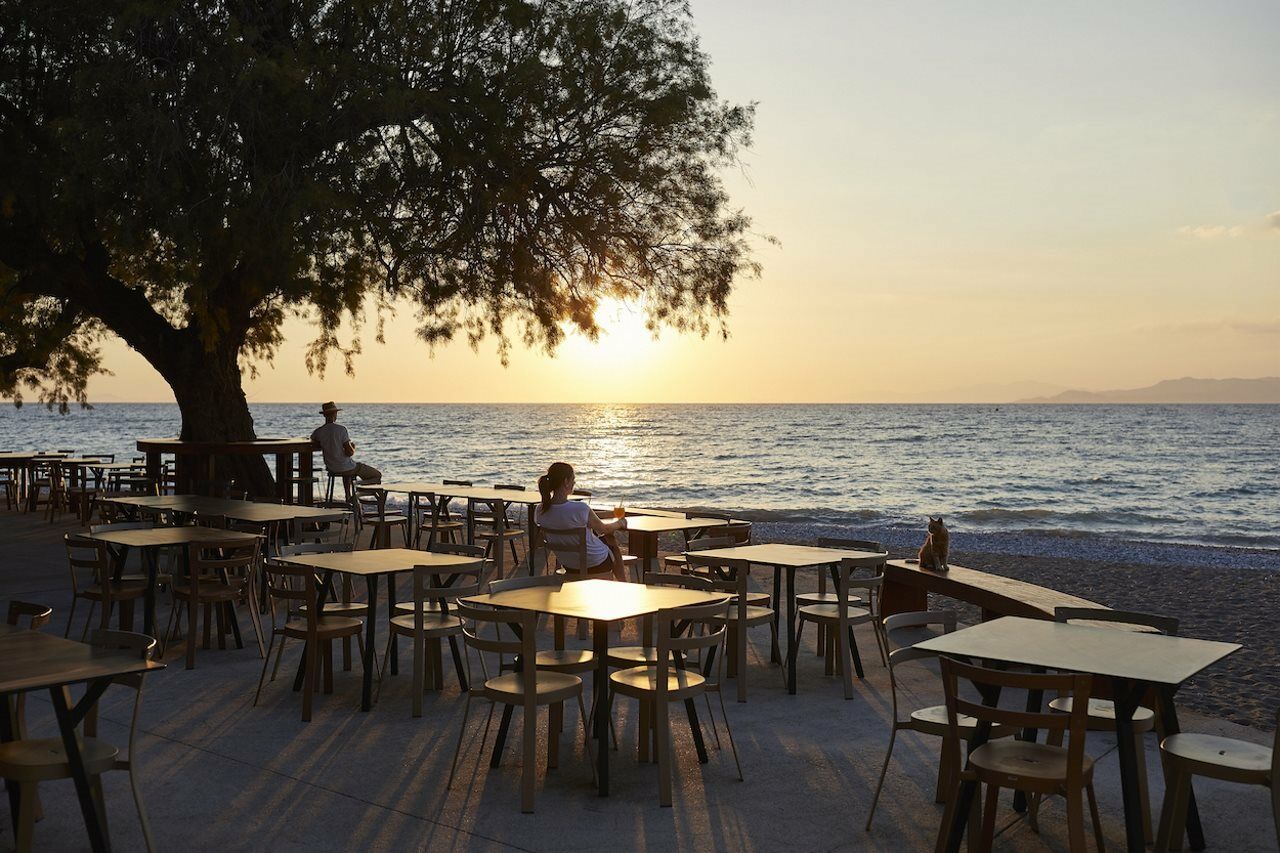 Alex Beach Theológos المظهر الخارجي الصورة